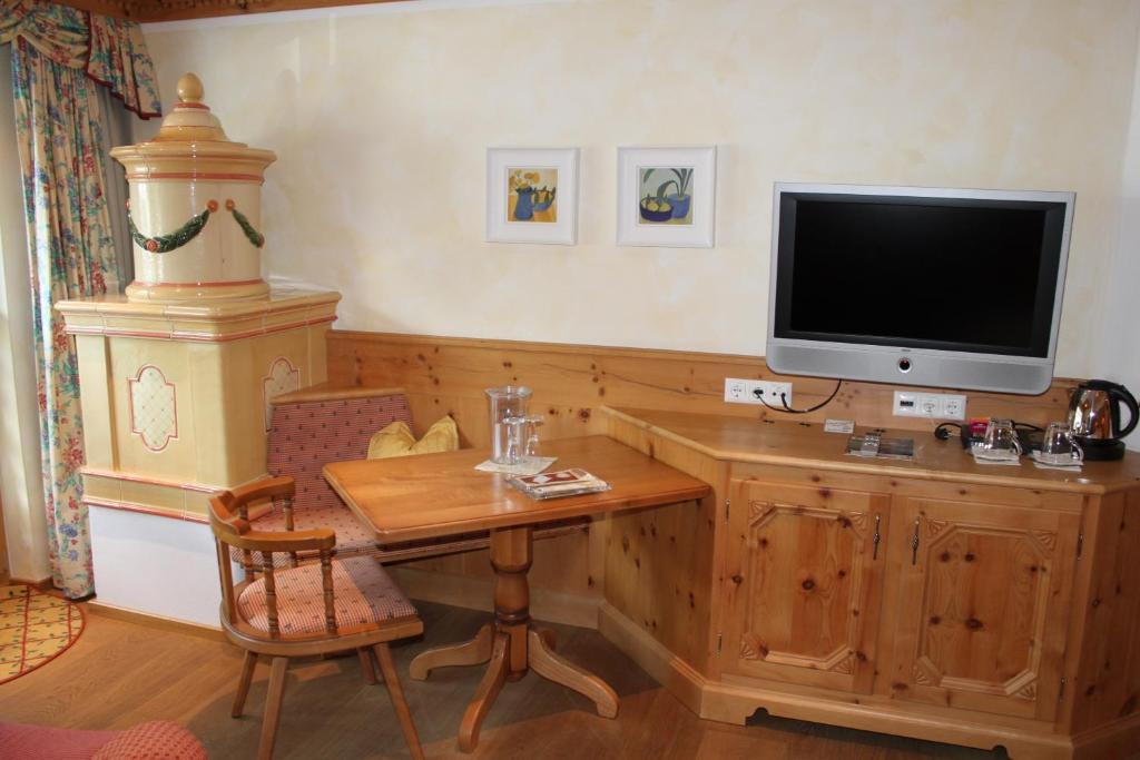 Wellnessresidenz Schalber Hotell Serfaus Rum bild