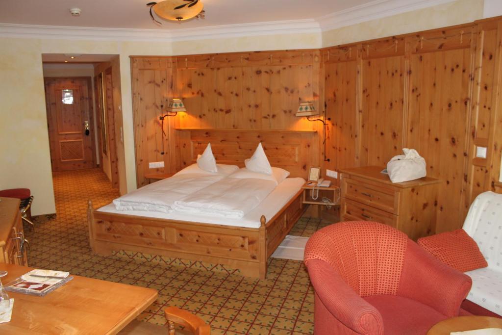 Wellnessresidenz Schalber Hotell Serfaus Rum bild
